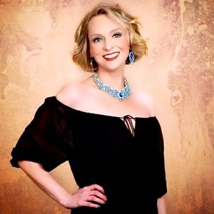 Meet your Posher, Christine